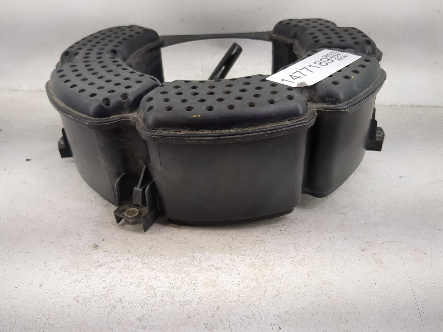2014 Volkswagen Jetta Fuel Vapor Charcoal Canister 1477189 - Oemusedautoparts1.com