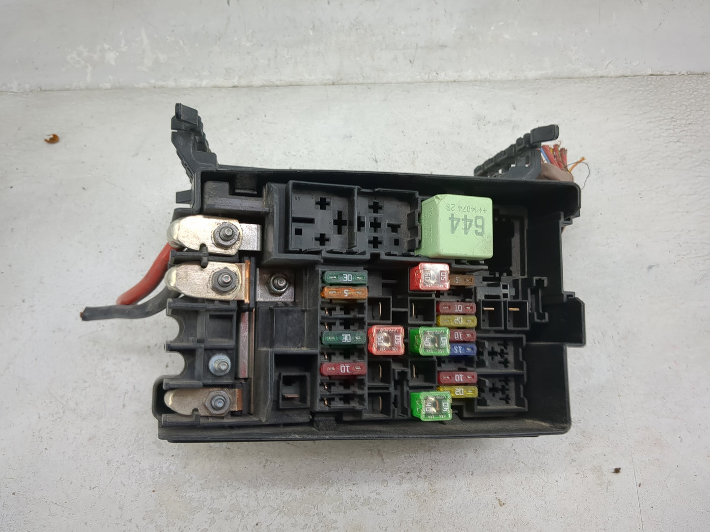 2010-2014 Volkswagen Jetta Fusebox Fuse Box Panel Relay Module P/N:5C0937132A Fits OEM Used Auto Parts - Oemusedautoparts1.c