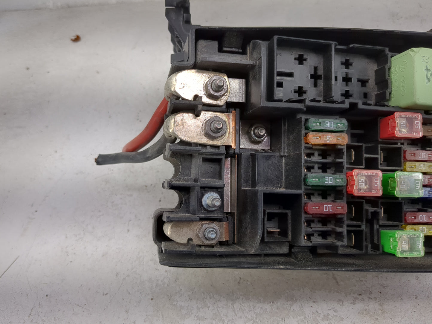 2010-2014 Volkswagen Jetta Fusebox Fuse Box Panel Relay Module P/N:5C0937132A Fits OEM Used Auto Parts - Oemusedautoparts1.c