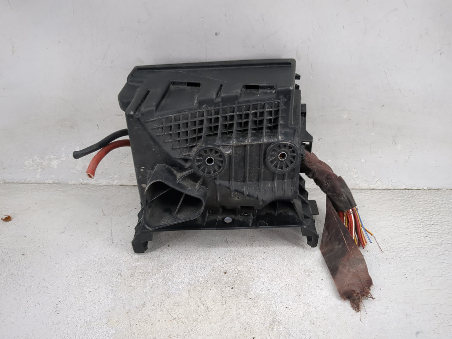 2010-2014 Volkswagen Jetta Fusebox Fuse Box Panel Relay Module P/N:5C0937132A Fits OEM Used Auto Parts - Oemusedautoparts1.c