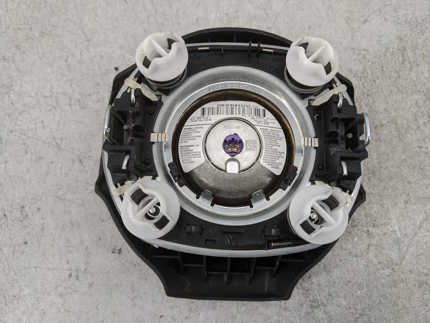 2014-2014 Volkswagen Jetta Air Bag Driver Left Steering Wheel Mounted 1477477 - Oemusedautoparts1.com