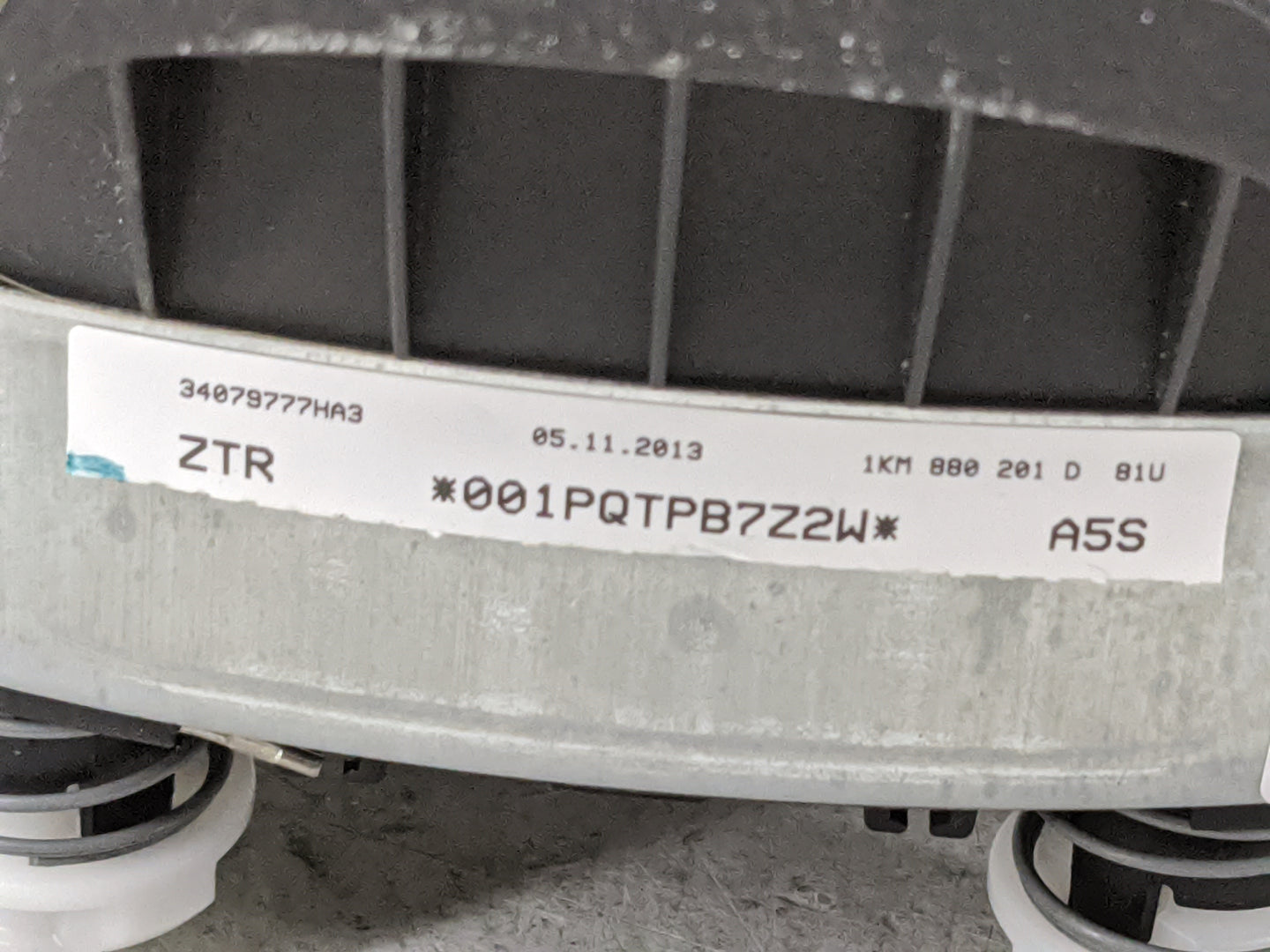 2014-2014 Volkswagen Jetta Air Bag Driver Left Steering Wheel Mounted 1477477 - Oemusedautoparts1.com