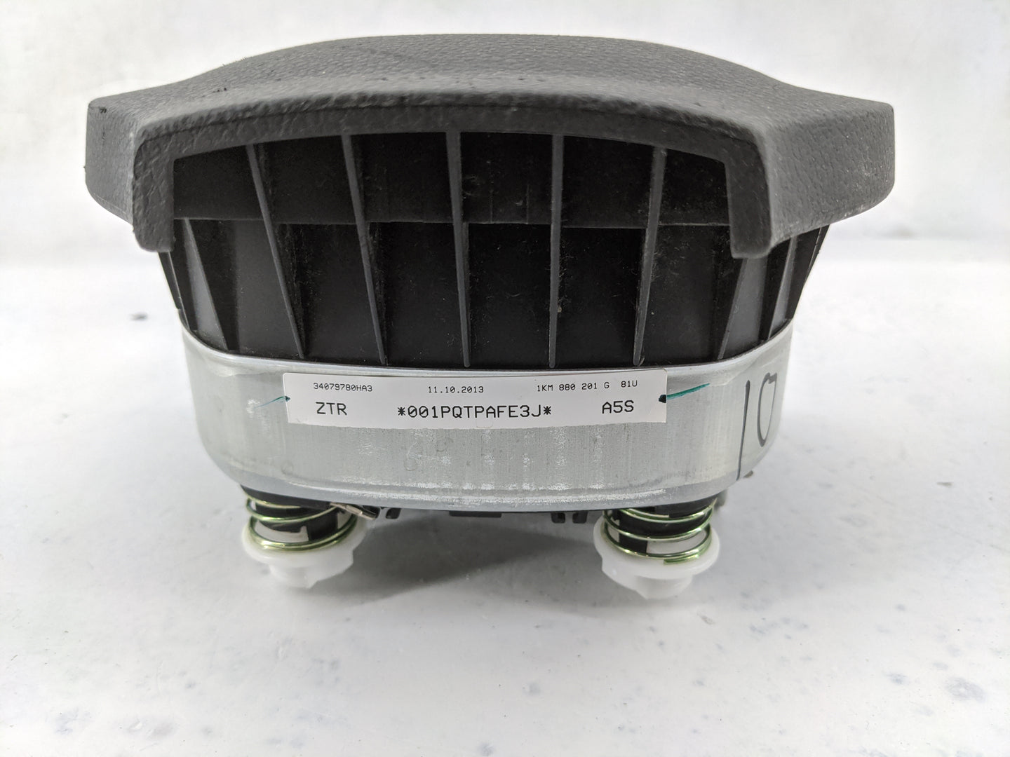 2014-2014 Volkswagen Jetta Air Bag Driver Left Steering Wheel Mounted 1477611 - Oemusedautoparts1.com