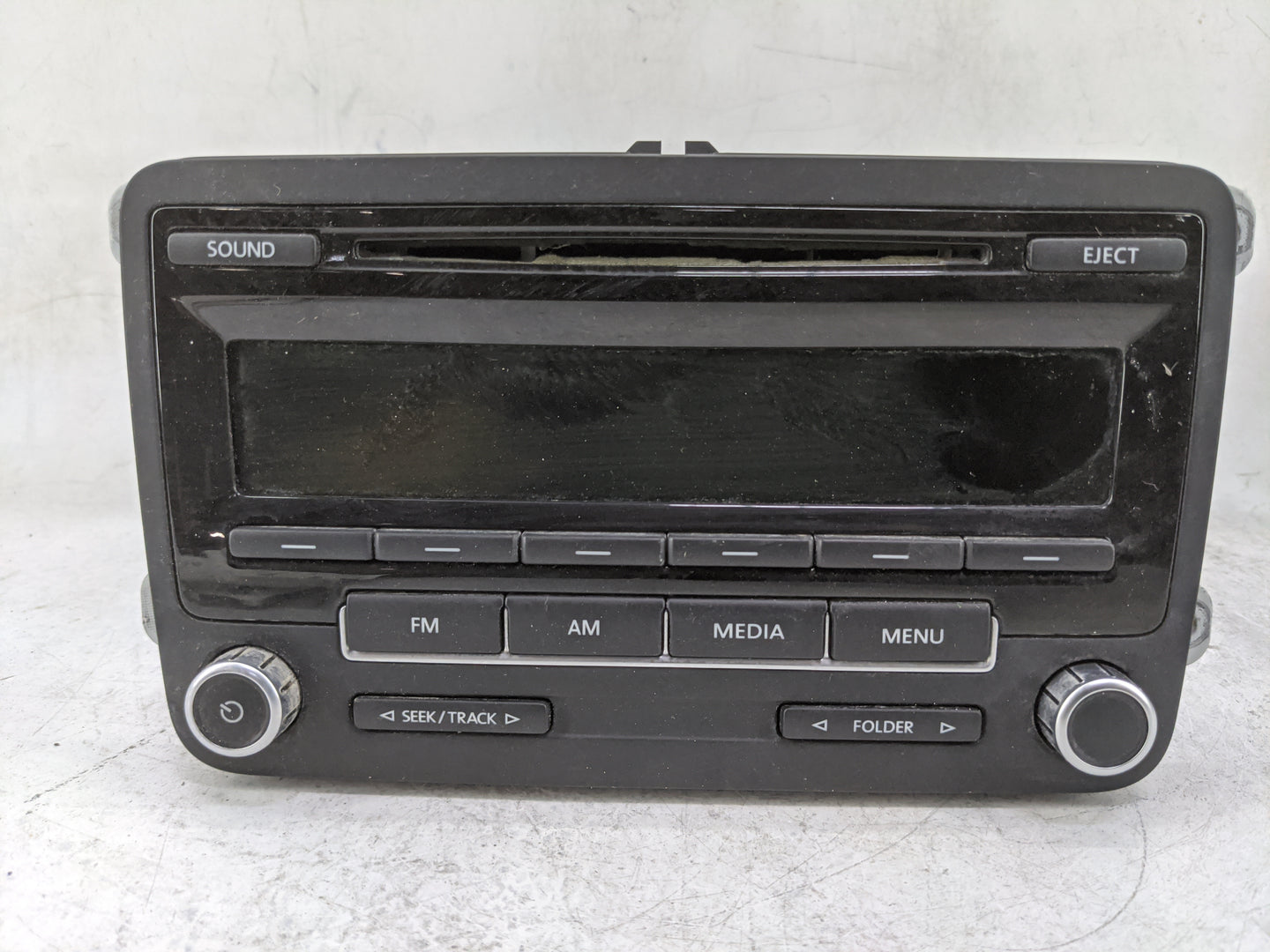 2011-2014 Volkswagen Jetta Radio AM FM Cd Player Receiver Replacement P/N:1K0035164D 28352655 Fits OEM Used Auto Parts - Oem