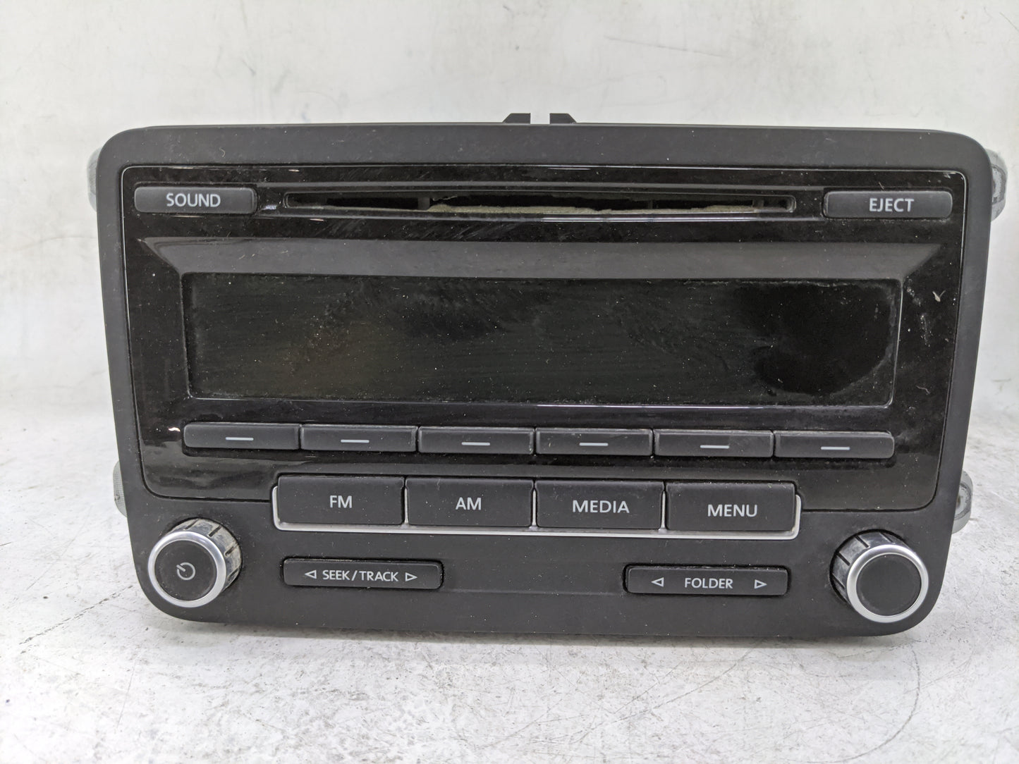 2011-2014 Volkswagen Jetta Radio AM FM Cd Player Receiver Replacement P/N:1K0035164D 28352655 Fits OEM Used Auto Parts - Oem