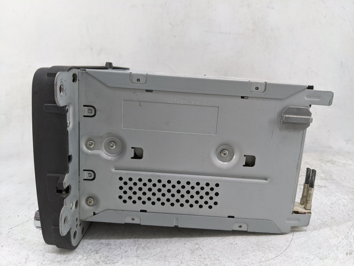 2011-2014 Volkswagen Jetta Radio AM FM Cd Player Receiver Replacement P/N:1K0035164D 28352655 Fits OEM Used Auto Parts - Oem