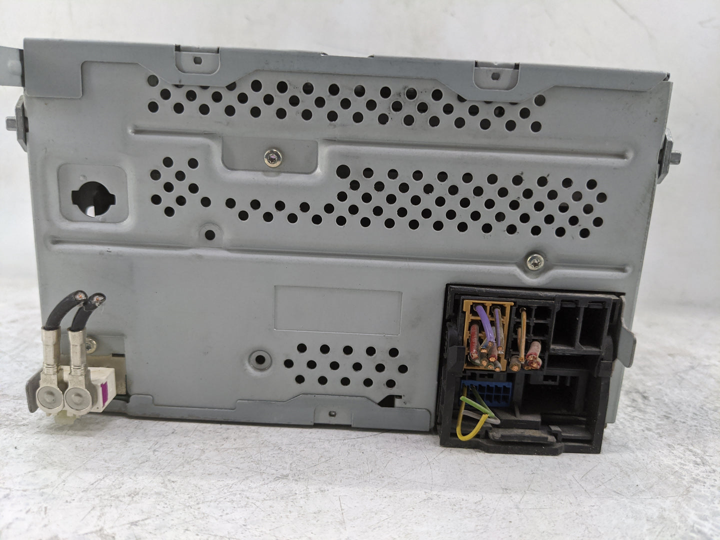 2011-2014 Volkswagen Jetta Radio AM FM Cd Player Receiver Replacement P/N:1K0035164D 28352655 Fits OEM Used Auto Parts - Oem