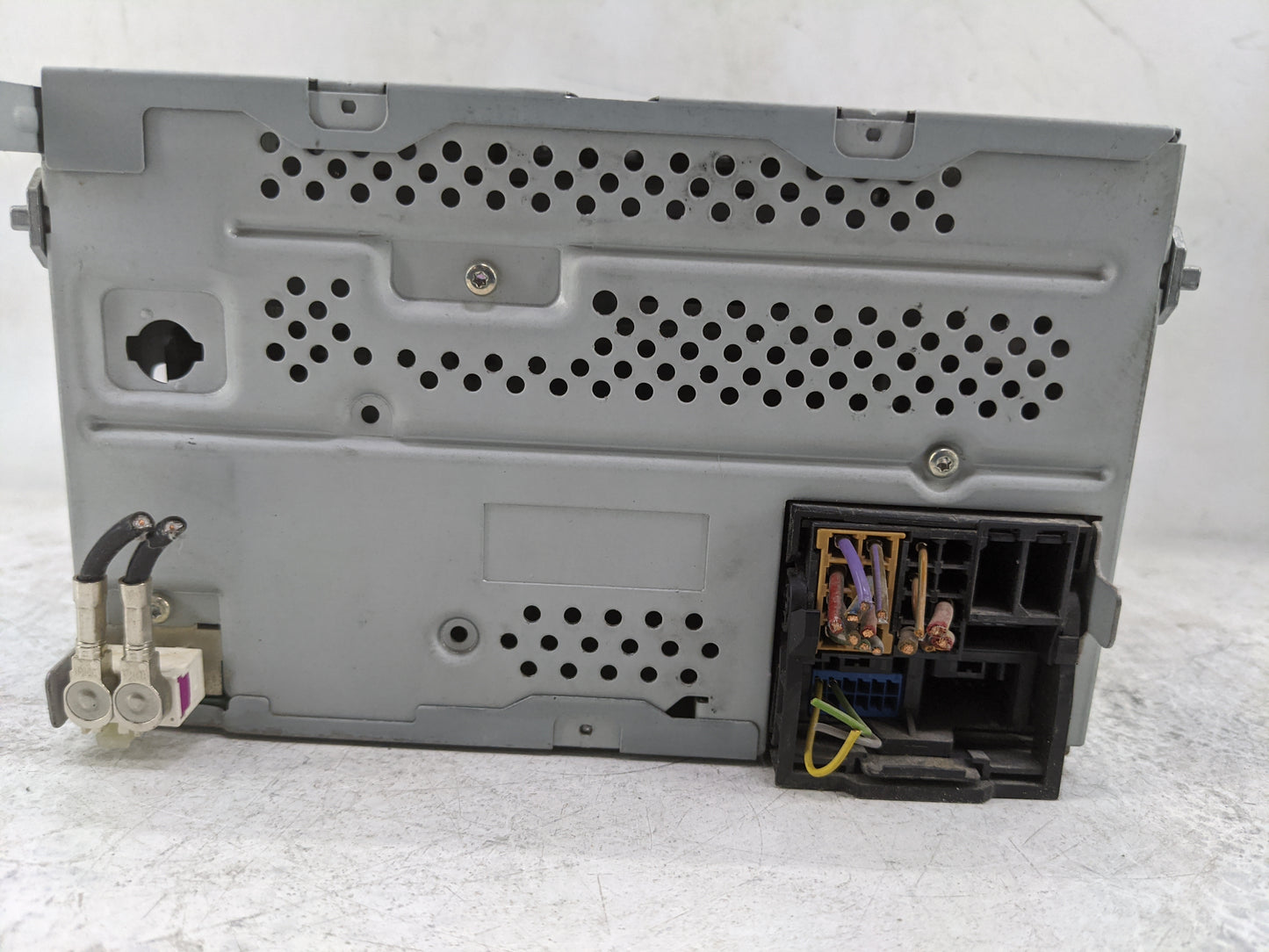 2011-2014 Volkswagen Jetta Radio AM FM Cd Player Receiver Replacement P/N:1K0035164D 28352655 Fits OEM Used Auto Parts - Oem