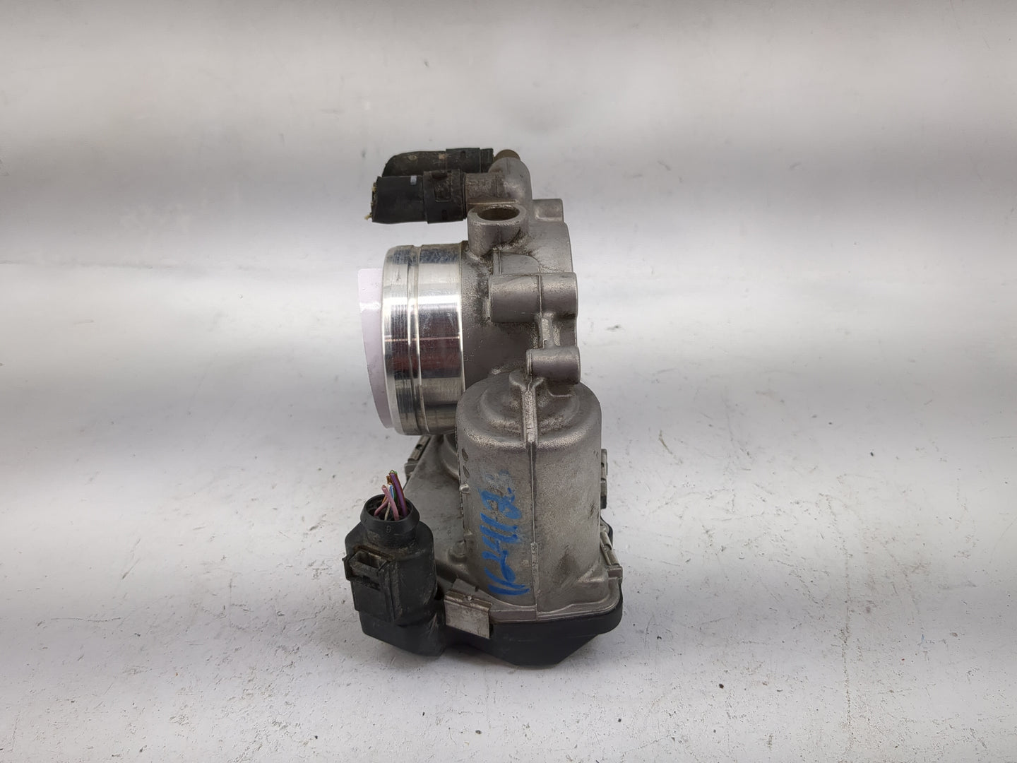 2011-2016 Volkswagen Jetta Throttle Body P/N:06G133062M A2C85018300 Fits Fits 2011 2012 2013 2014 2015 2016 OEM Used Auto Pa