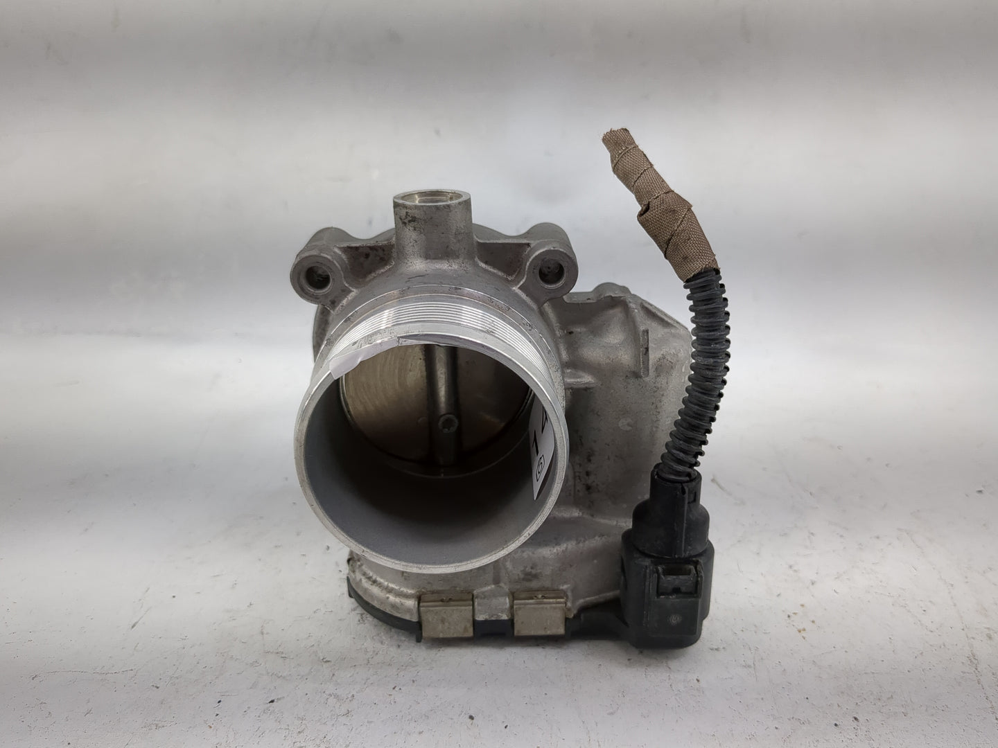 2014-2017 Volkswagen Jetta Throttle Body P/N:06K133062D 0280750588 Fits Fits 2014 2015 2016 2017 OEM Used Auto Parts - Oemus