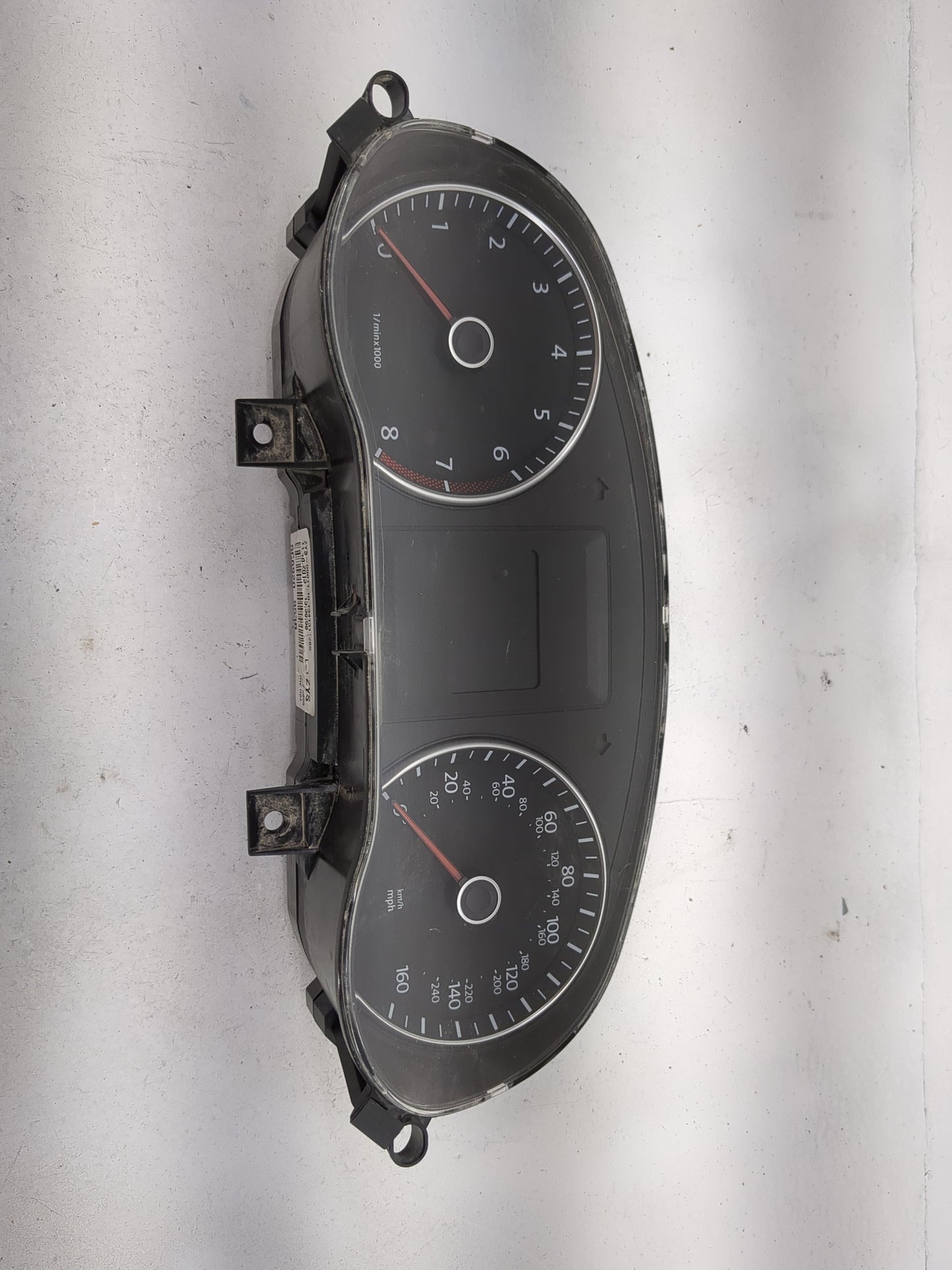 2014 Volkswagen Jetta Instrument Cluster Speedometer Gauges P/N:5C6920953B A2C53211975, A2C46450500 Miles: Fits OEM Used Aut