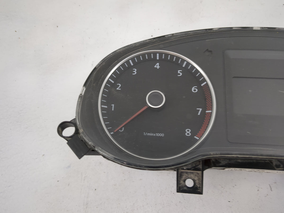 2014 Volkswagen Jetta Instrument Cluster Speedometer Gauges P/N:5C6920953B A2C53211975, A2C46450500 Miles: Fits OEM Used Aut