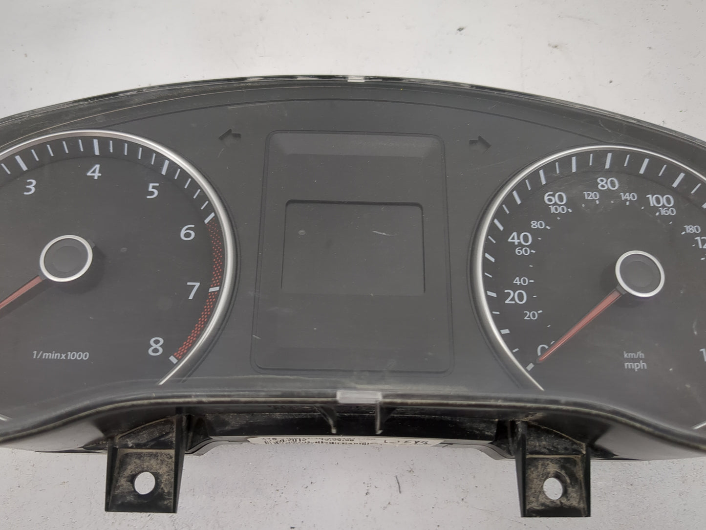 2014 Volkswagen Jetta Instrument Cluster Speedometer Gauges P/N:5C6920953B A2C53211975, A2C46450500 Miles: Fits OEM Used Aut