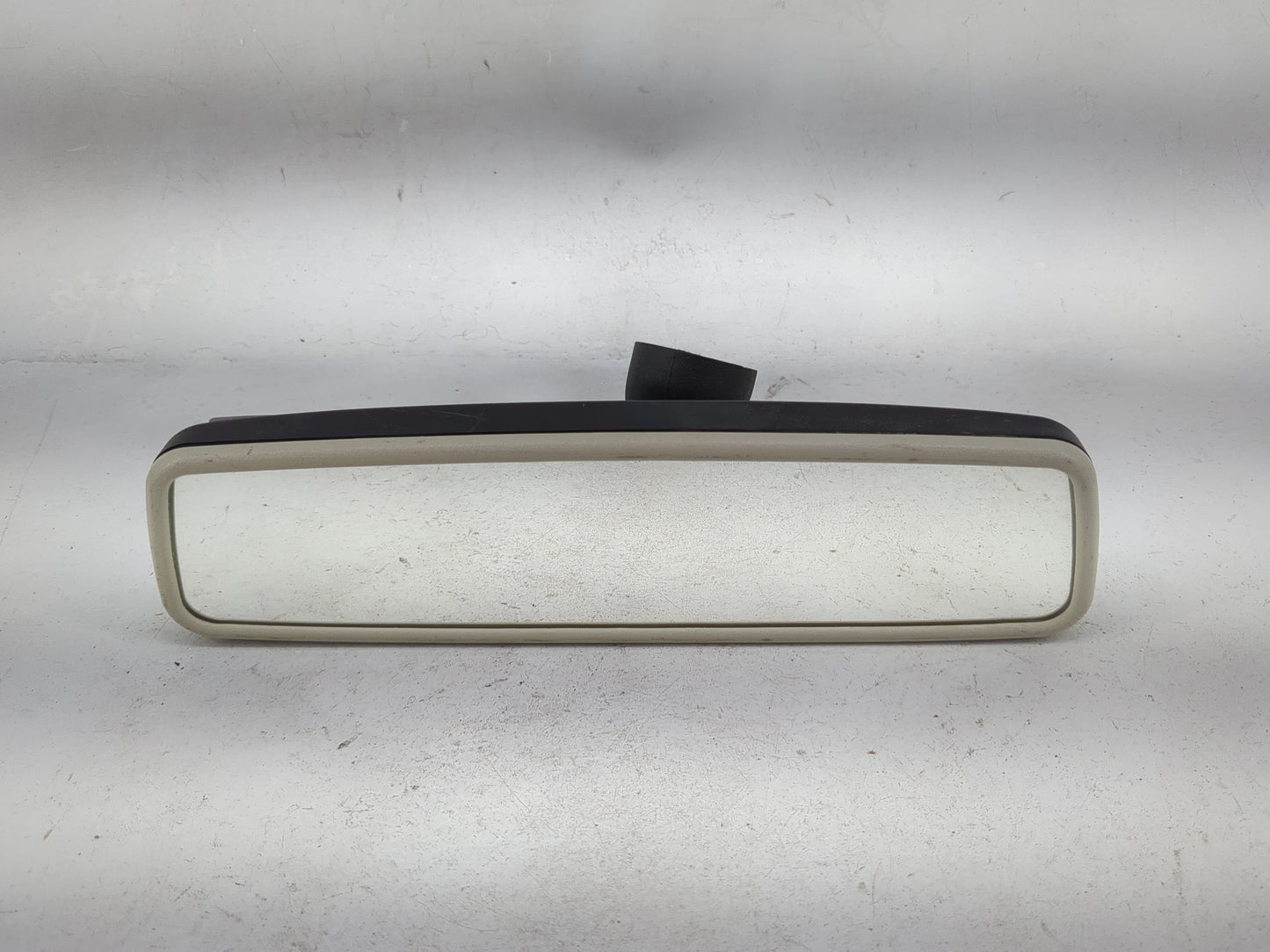 2010-2021 Volkswagen Jetta Interior Rear View Mirror Replacement OEM P/N:E9 014026 Fits OEM Used Auto Parts - Oemusedautopar