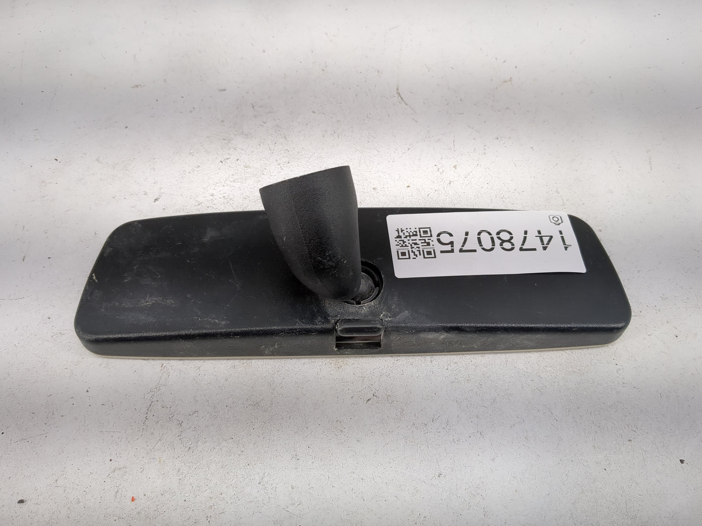 2010-2021 Volkswagen Jetta Interior Rear View Mirror Replacement OEM P/N:E9 014026 Fits OEM Used Auto Parts - Oemusedautopar