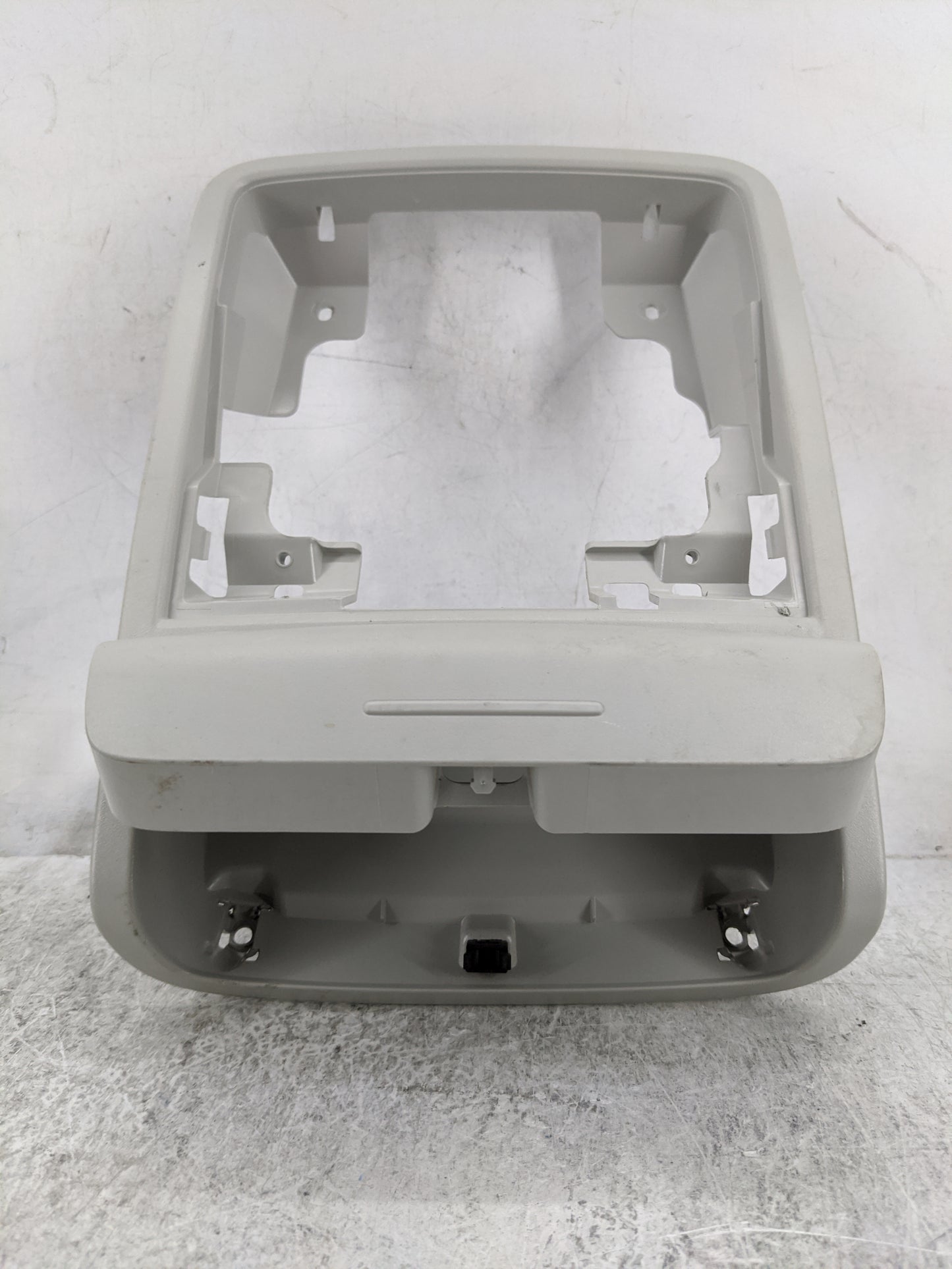 2014 Volkswagen Jetta Overhead Roof Console Gray - Oemusedautoparts1.com