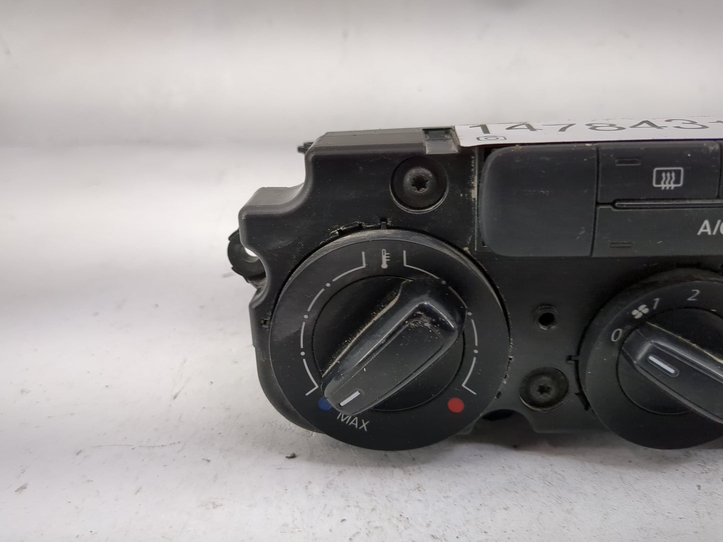 2011-2014 Volkswagen Jetta Climate Control Module Temperature AC/Heater Replacement P/N:5C1819045 90151-736/0000 Fits OEM Us