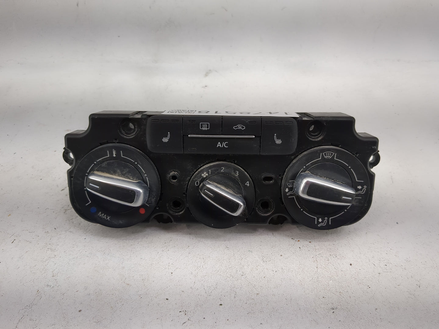 2011-2014 Volkswagen Jetta Climate Control Module Temperature AC/Heater Replacement P/N:5C0820047BA 90151-907/0000 Fits OEM 