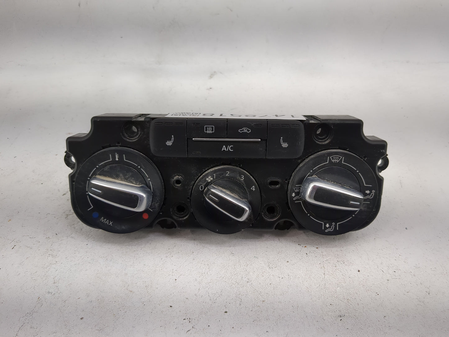 2011-2014 Volkswagen Jetta Climate Control Module Temperature AC/Heater Replacement P/N:5C0820047BA 90151-907/0000 Fits OEM 
