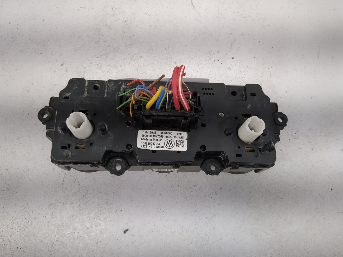 2011-2014 Volkswagen Jetta Climate Control Module Temperature AC/Heater Replacement P/N:5C0820047BA 90151-907/0000 Fits OEM 
