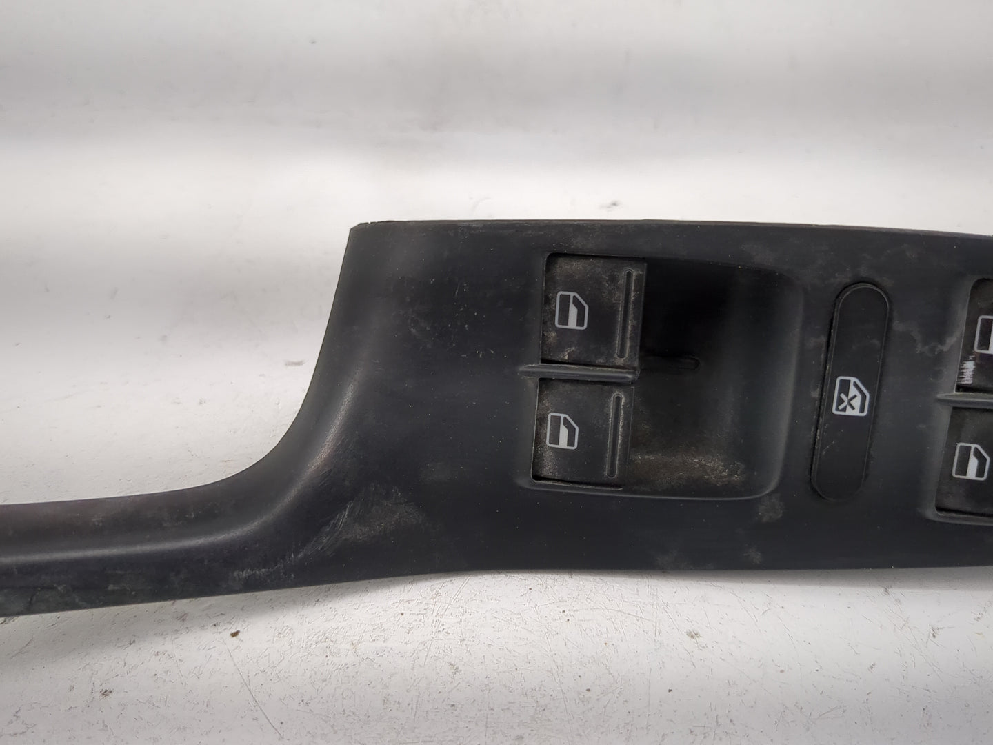 2014 Volkswagen Jetta Master Power Window Switch Replacement Driver Side Left P/N:V24063FDHL725 Fits OEM Used Auto Parts - O