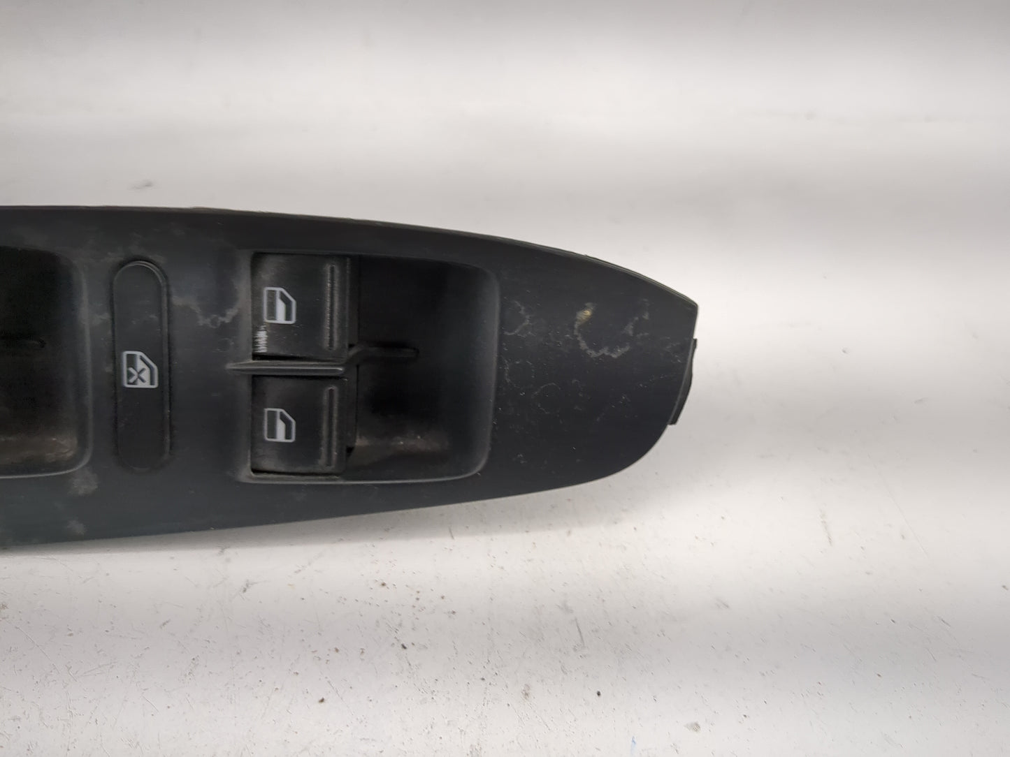2014 Volkswagen Jetta Master Power Window Switch Replacement Driver Side Left P/N:V24063FDHL725 Fits OEM Used Auto Parts - O
