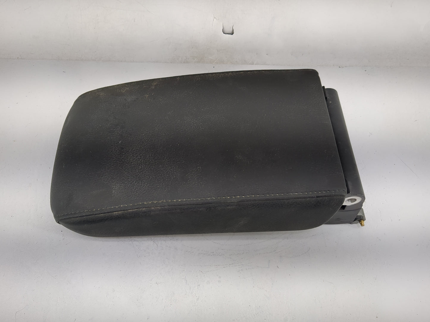2014 Volkswagen Jetta Center Console Armrest Cover Lid Fits OEM Used Auto Parts - Oemusedautoparts1.com