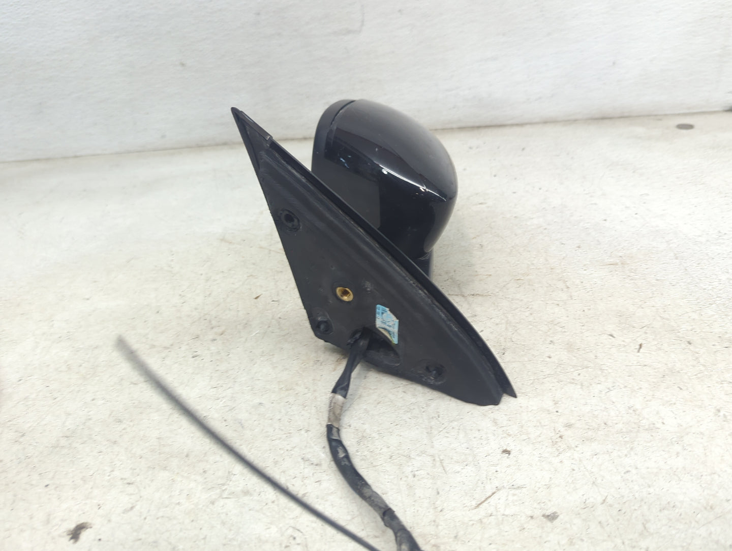2011-2016 Volkswagen Jetta Driver Side View Mirror - Left Door Mirror OEM Used - Oemusedautoparts1.com