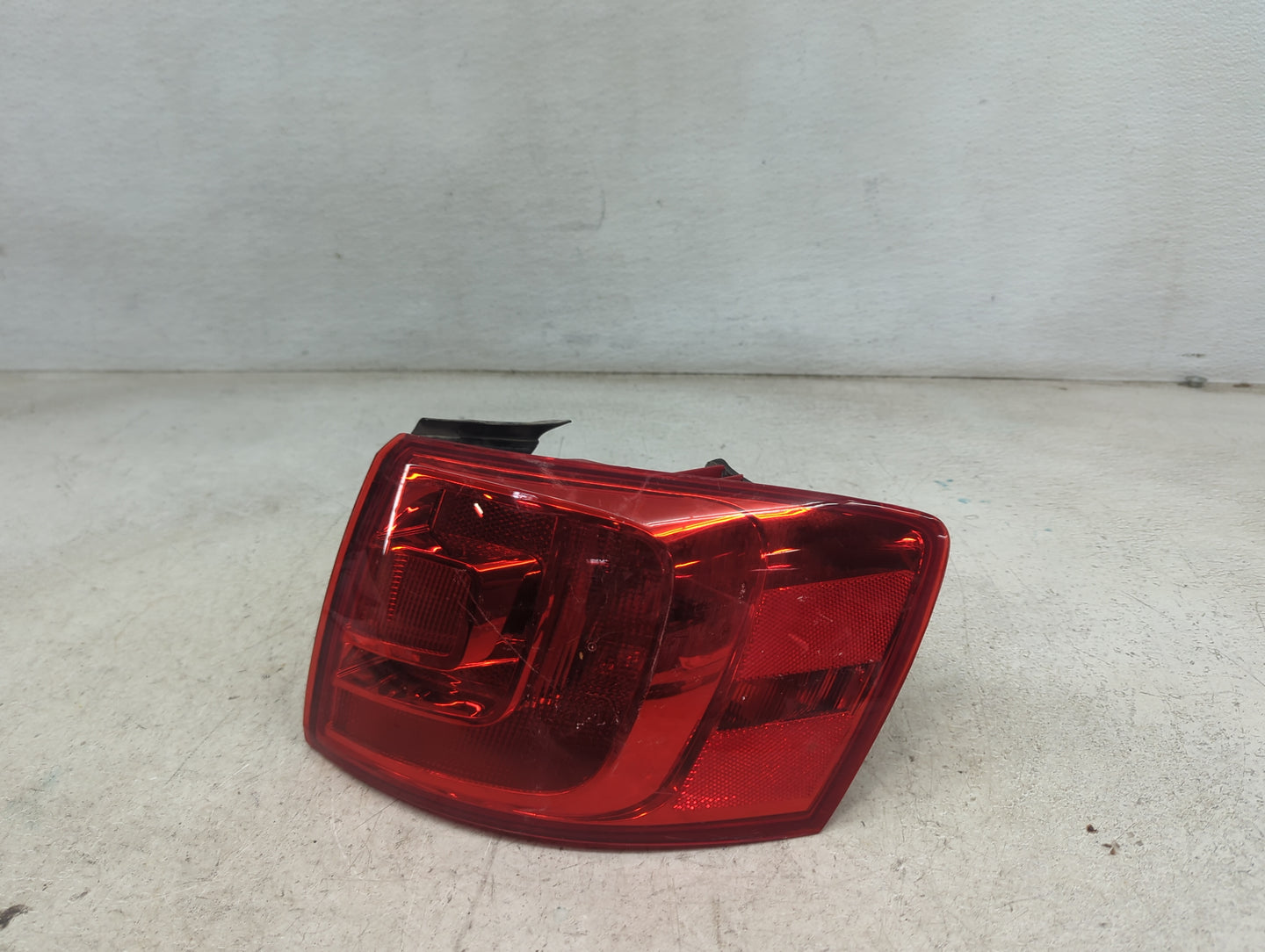 2011-2014 Volkswagen Jetta Tail Light Assembly Passenger Right OEM Fits Fits 2011 2012 2013 2014 OEM Used Auto Parts - Oemus