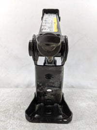 2014 Volkswagen Jetta Spare Scissor Car Jack 1480190 - Oemusedautoparts1.com