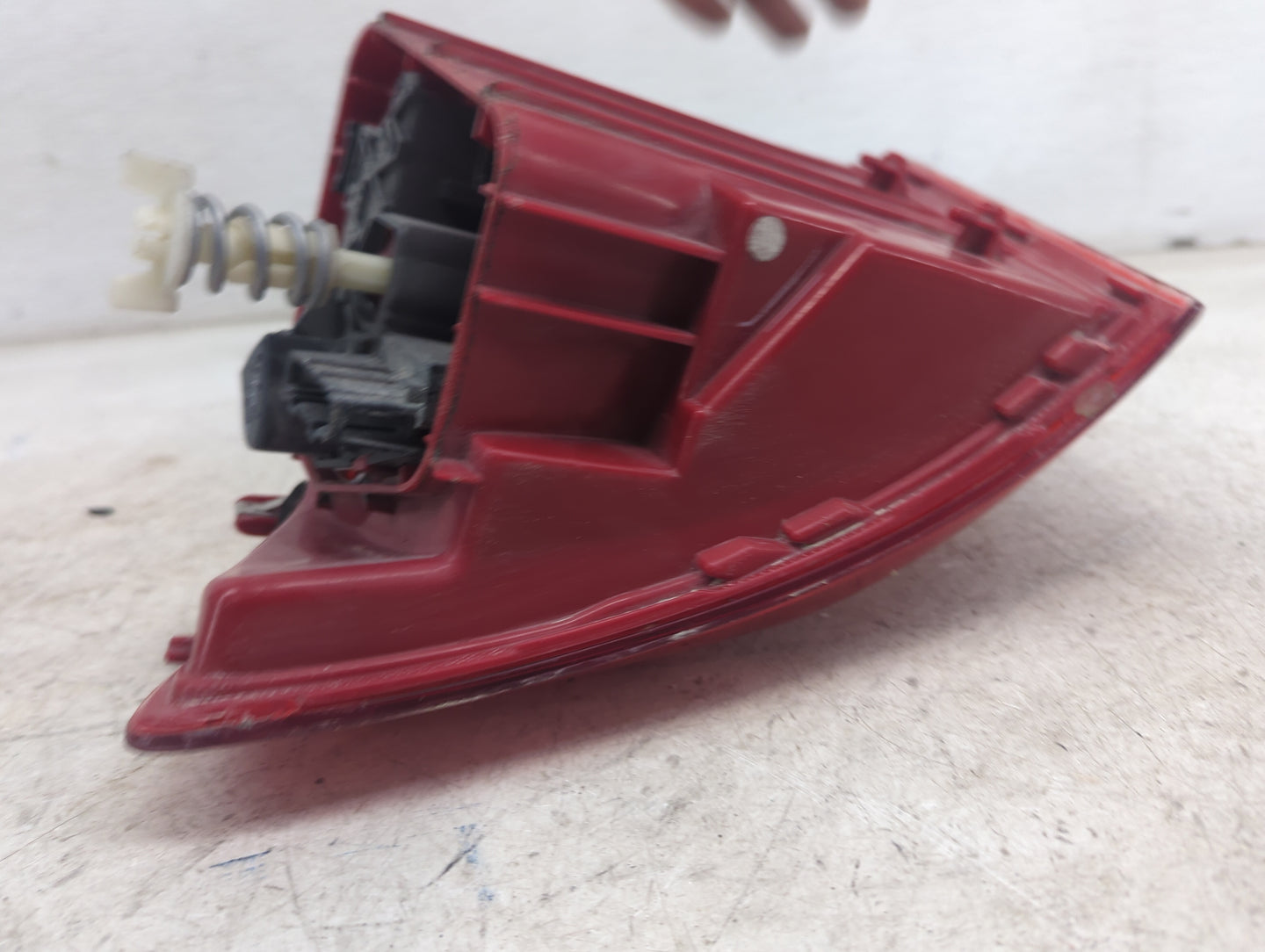 2011-2014 Volkswagen Jetta Tail Light Assembly Driver Left OEM Fits Fits 2011 2012 2013 2014 OEM Used Auto Parts - Oemusedau