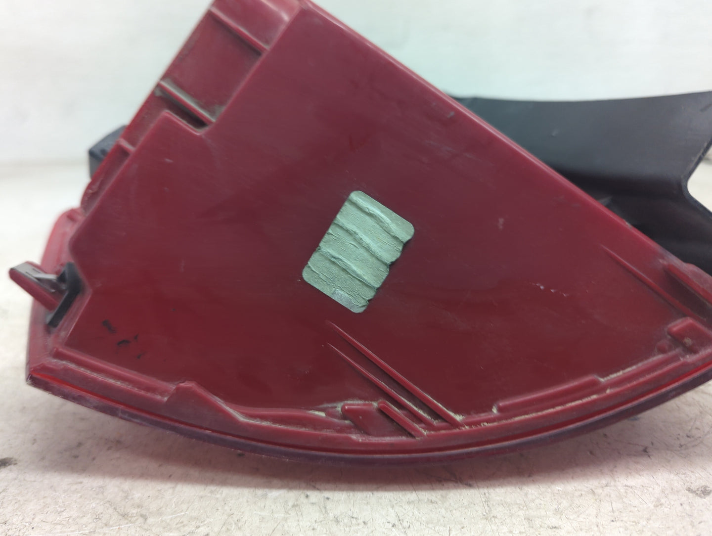 2011-2014 Volkswagen Jetta Tail Light Assembly Driver Left OEM Fits Fits 2011 2012 2013 2014 OEM Used Auto Parts - Oemusedau