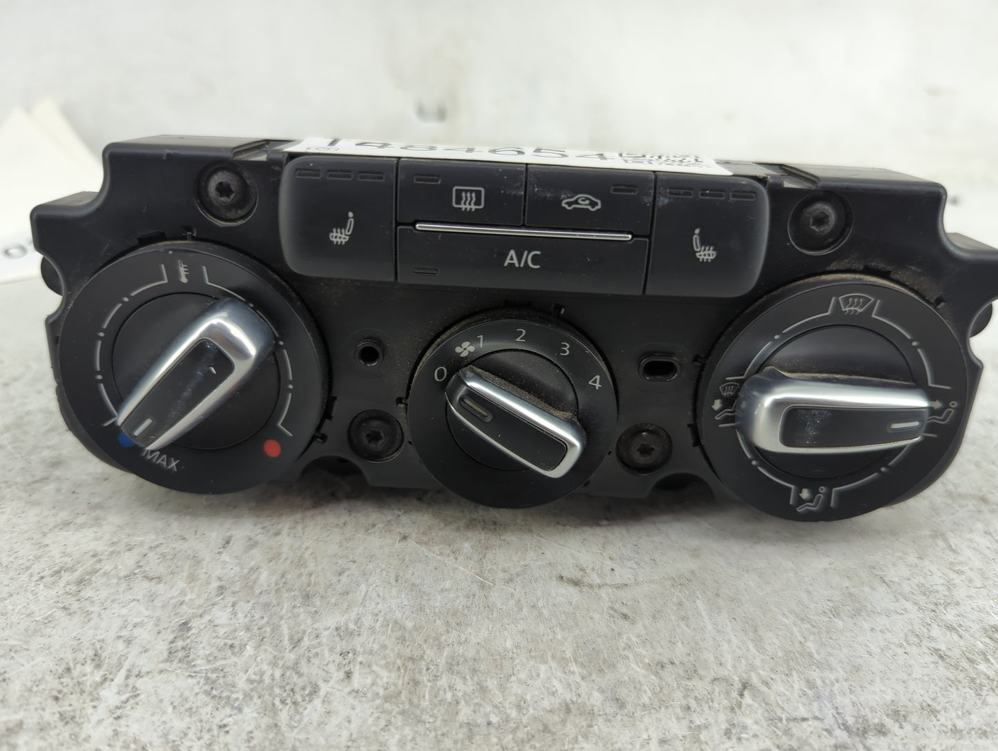 2011-2014 Volkswagen Jetta Climate Control Module Temperature AC/Heater Replacement P/N:T44501HAC701 90151-9070/000 Fits OEM