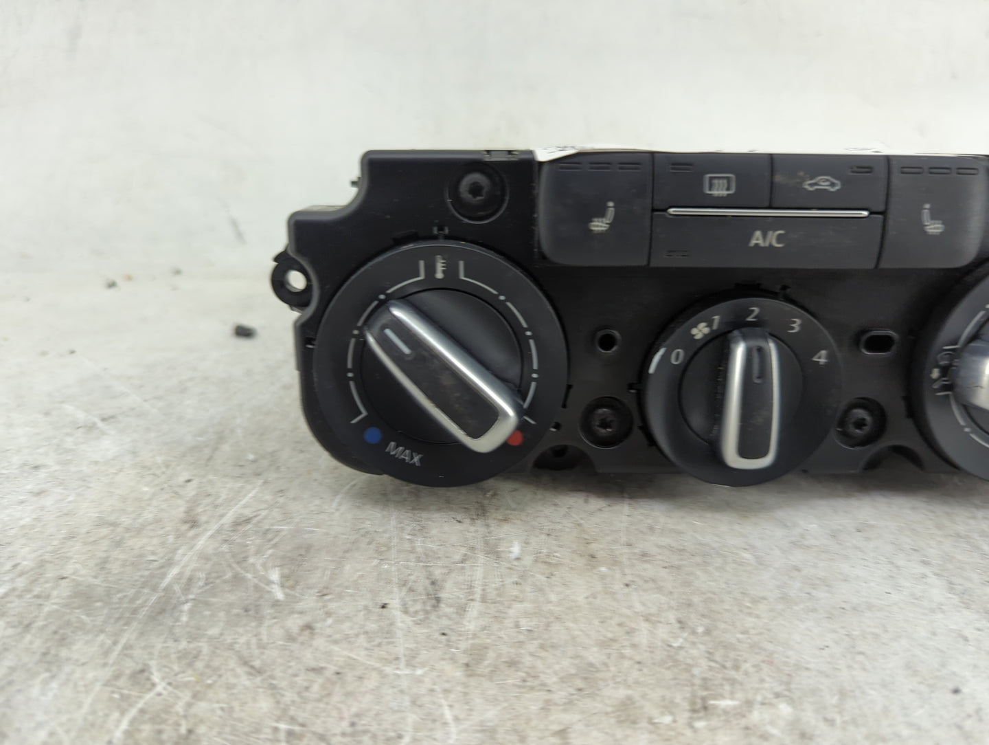 2012-2014 Volkswagen Jetta Climate Control Module Temperature AC/Heater Replacement P/N:5C0820047AH 5C0 820 047 AH Fits OEM 