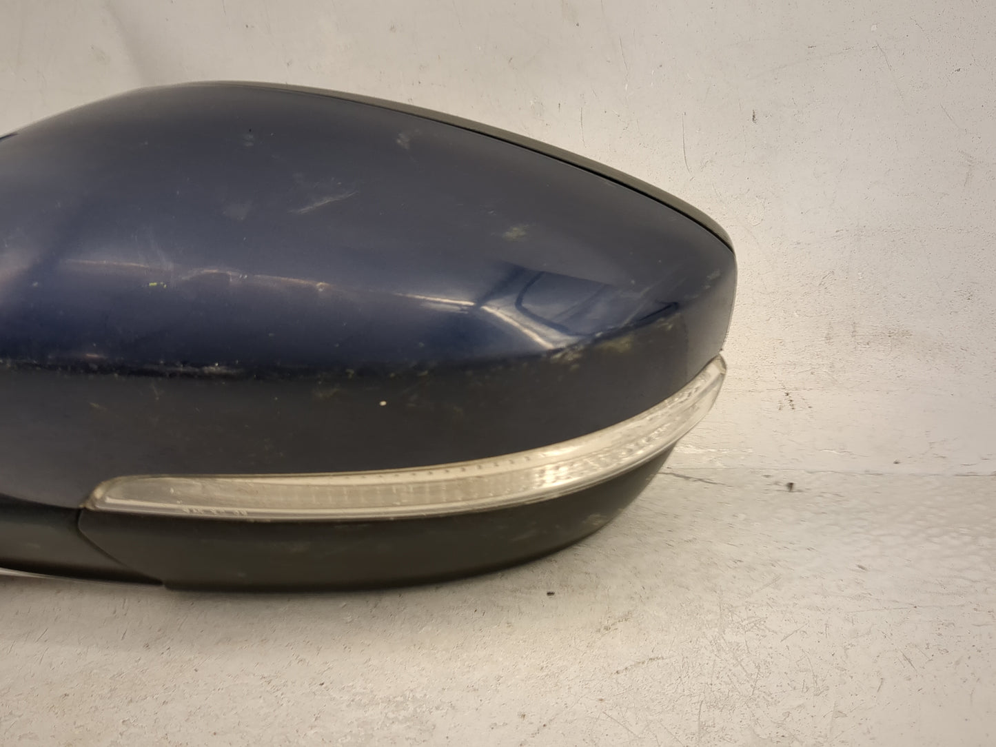 2011-2016 Volkswagen Jetta Driver Side View Mirror - Left Door Mirror OEM Used - Oemusedautoparts1.com