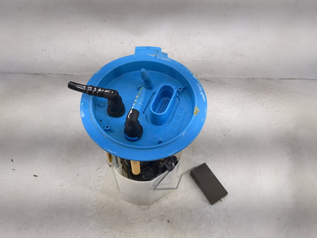 2009-2016 Volkswagen Jetta Electrical Gas Fuel Pump Assembly 1492748 - Oemusedautoparts1.com