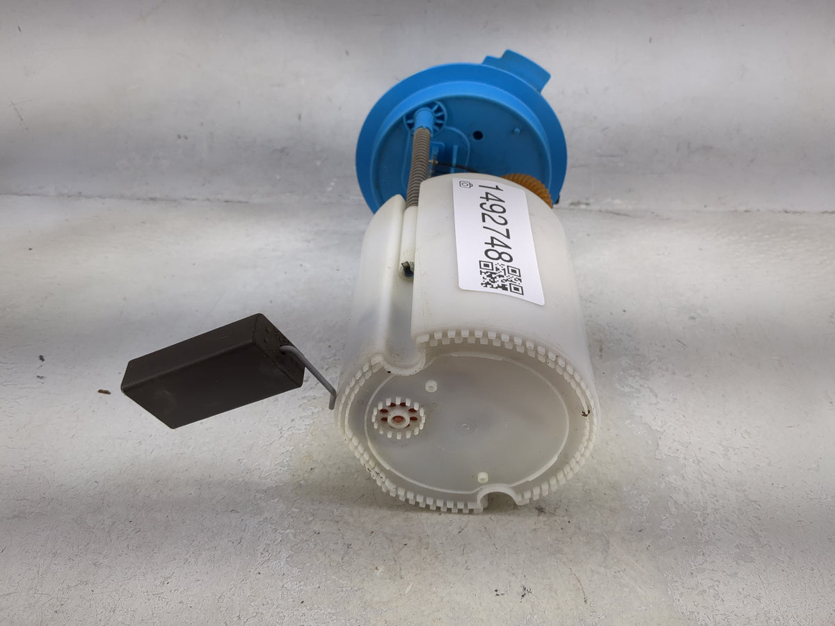 2009-2016 Volkswagen Jetta Electrical Gas Fuel Pump Assembly 1492748 - Oemusedautoparts1.com