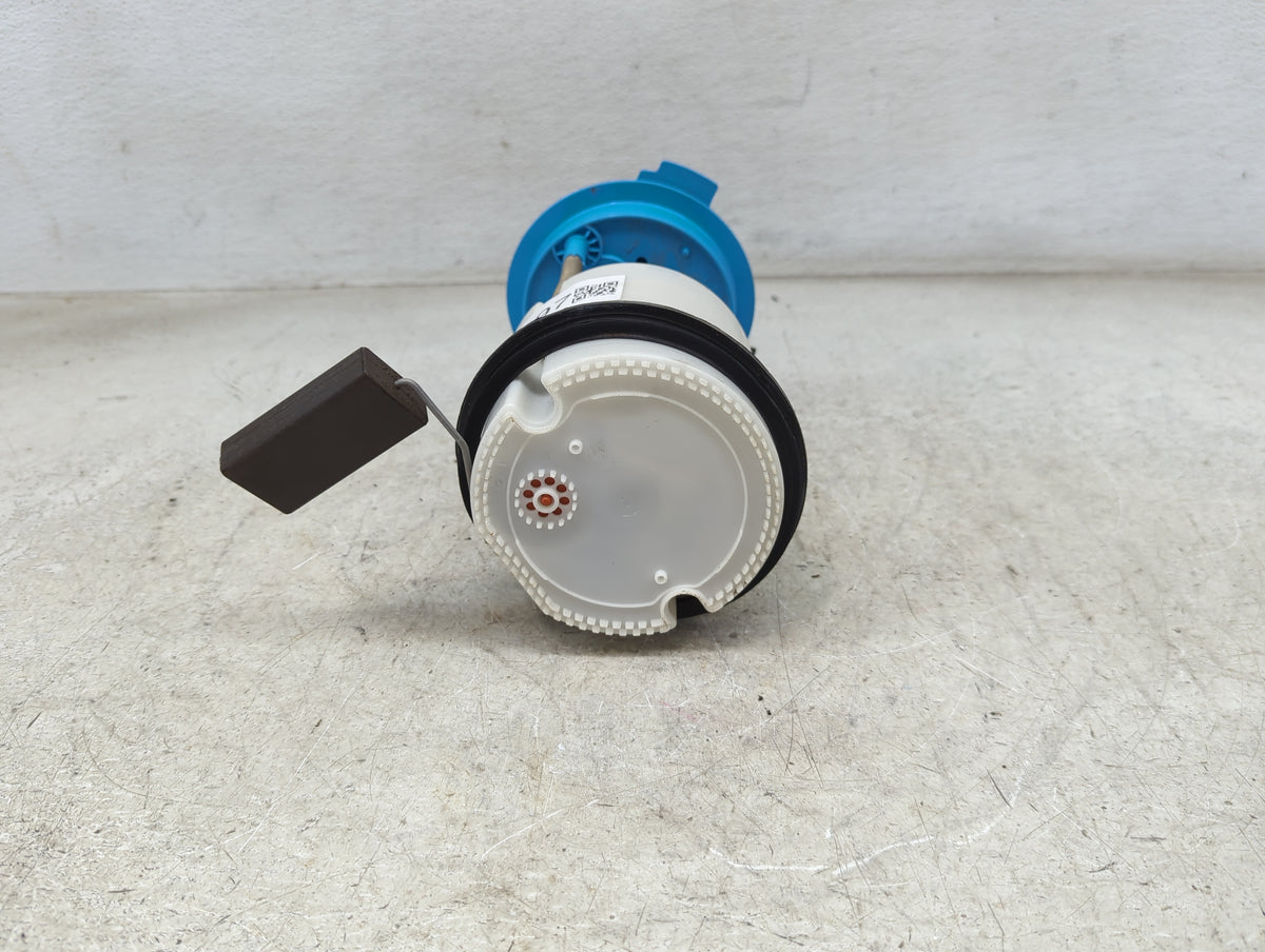 2008-2018 Volkswagen Jetta Electrical Gas Fuel Pump Assembly 1492997 - Oemusedautoparts1.com