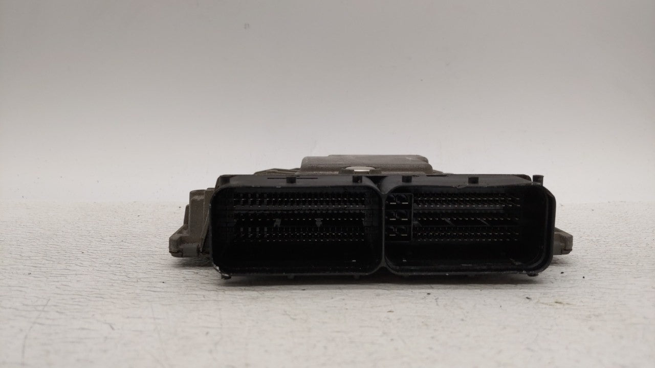 2014 Volkswagen Jetta PCM Engine Control Computer ECU ECM PCU OEM P/N:06K 906 070 C 06K 907 425, 06K 906 070 F Fits OEM Used