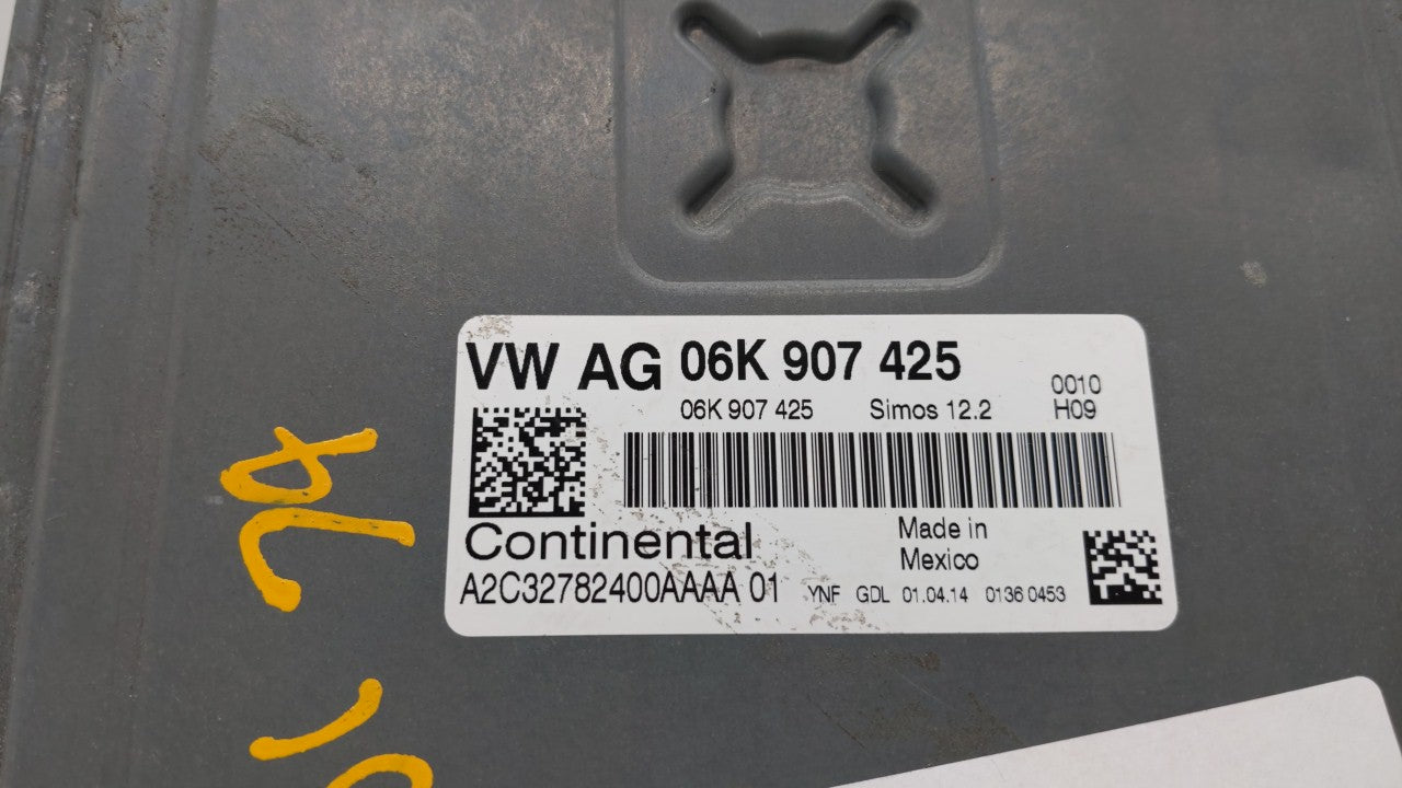 2014 Volkswagen Jetta PCM Engine Control Computer ECU ECM PCU OEM P/N:06K 906 070 C 06K 907 425, 06K 906 070 F Fits OEM Used
