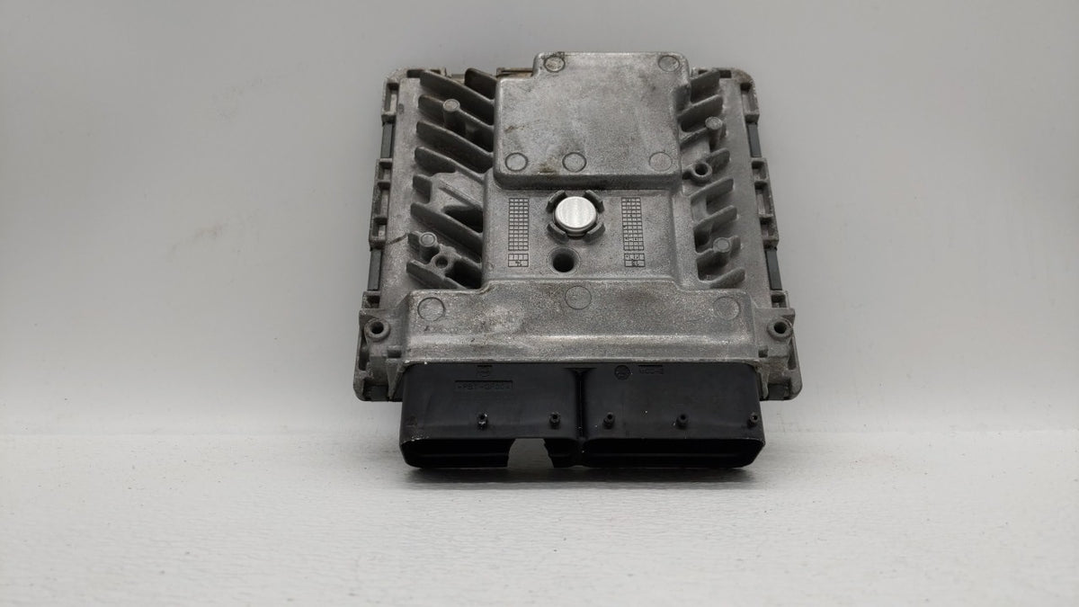 2014 Volkswagen Jetta PCM Engine Control Computer ECU ECM PCU OEM P/N:06K 906 070 C 06K 907 425, 06K 906 070 F OEM Used Auto