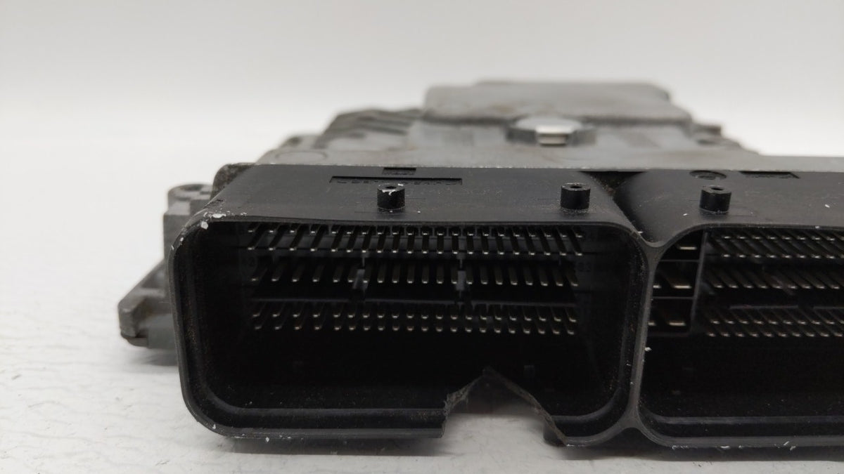2014 Volkswagen Jetta PCM Engine Control Computer ECU ECM PCU OEM P/N:06K 906 070 C 06K 907 425, 06K 906 070 F OEM Used Auto