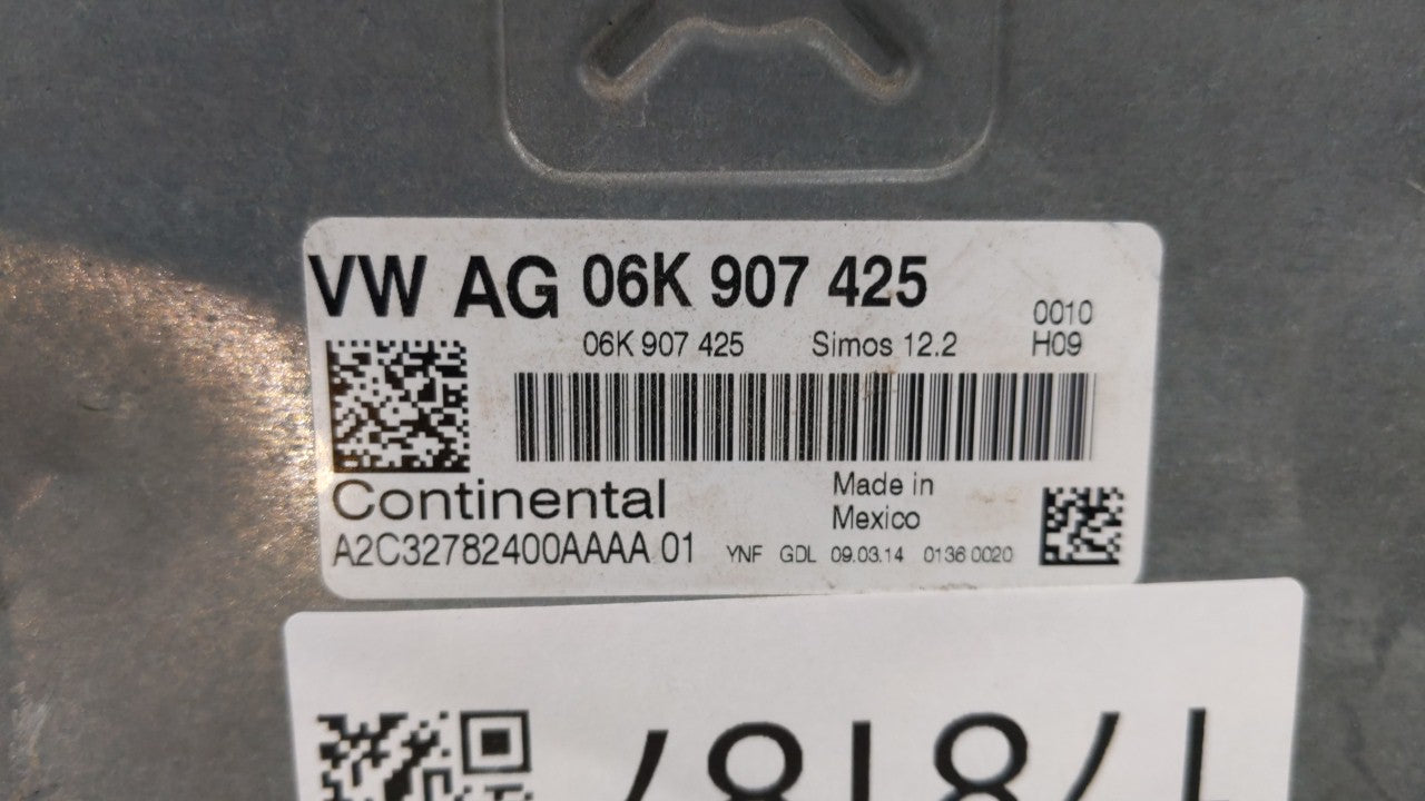 2014 Volkswagen Jetta PCM Engine Control Computer ECU ECM PCU OEM P/N:06K 906 070 C 06K 907 425, 06K 906 070 F Fits OEM Used