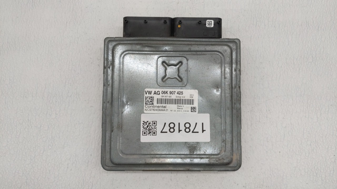 2014 Volkswagen Jetta PCM Engine Control Computer ECU ECM PCU OEM P/N:06K 906 070 C 06K 907 425, 06K 906 070 F Fits OEM Used