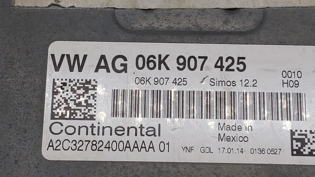2014 Volkswagen Jetta PCM Engine Control Computer ECU ECM PCU OEM P/N:06K 906 070 C 06K 907 425, 06K 906 070 F Fits OEM Used