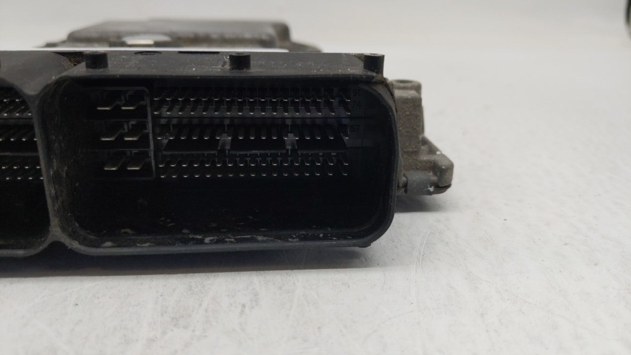 2014 Volkswagen Jetta PCM Engine Control Computer ECU ECM PCU OEM P/N:06K 906 070 C 06K 907 425, 06K 906 070 F Fits OEM Used