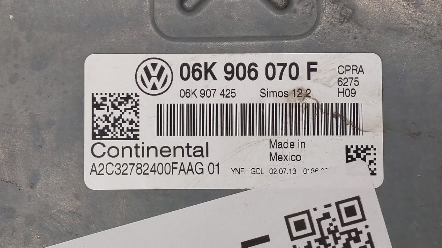2014 Volkswagen Jetta PCM Engine Control Computer ECU ECM PCU OEM P/N:06K 906 070 C 06K 907 425, 06K 906 070 F Fits OEM Used