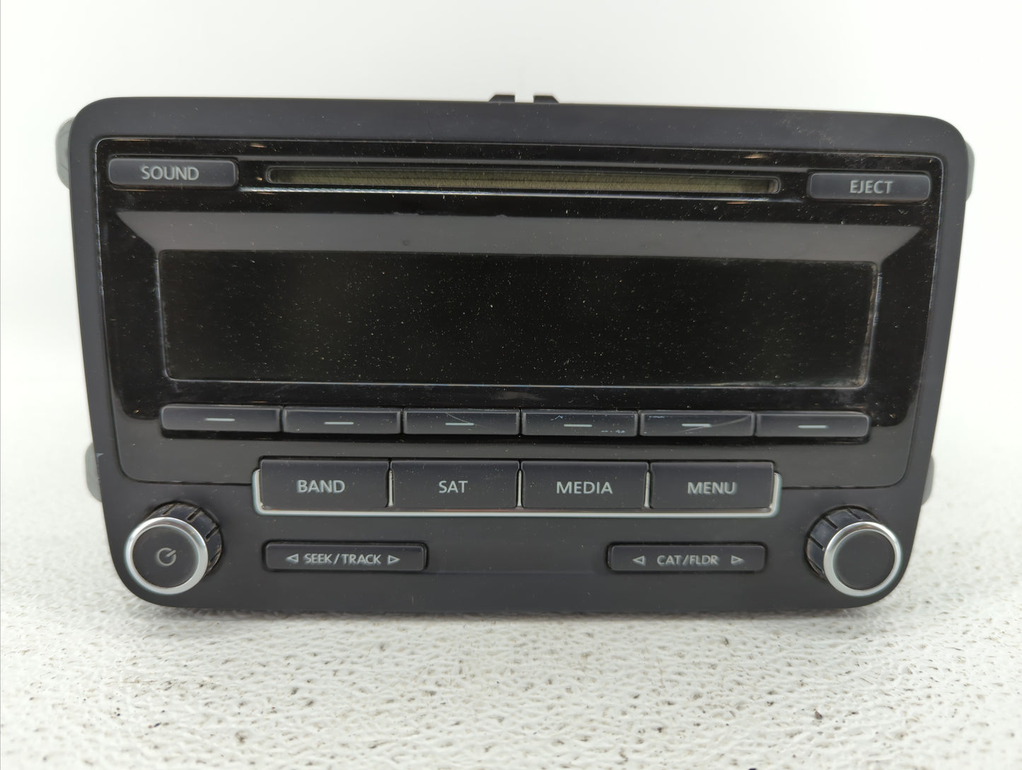 2014-2014 Volkswagen Jetta Am Fm Cd Player Radio Receiver - Oemusedautoparts1.com