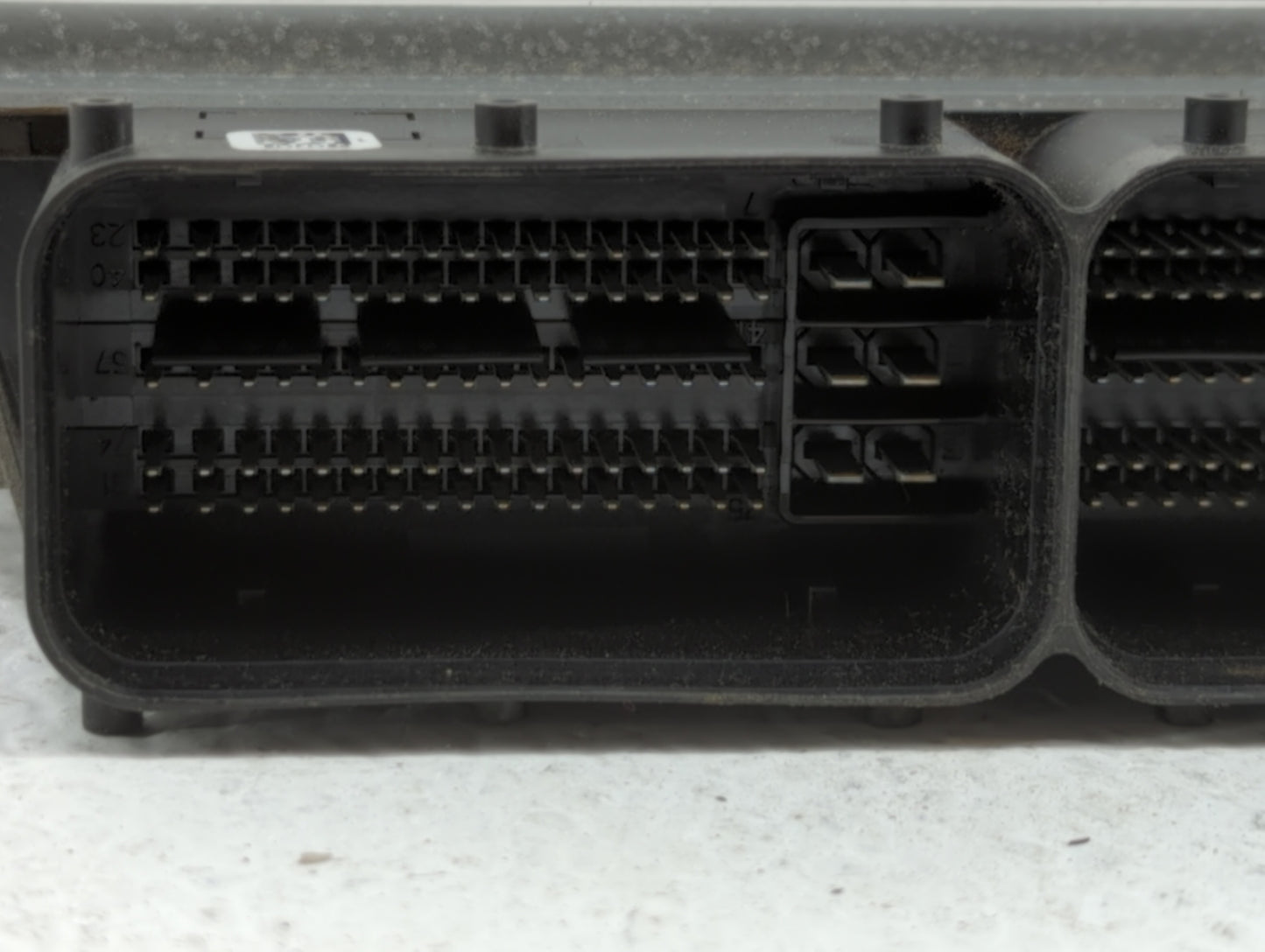 2014 Volkswagen Jetta PCM Engine Control Computer ECU ECM PCU OEM P/N:06K 906 070 C 06K 907 425, 06K 906 070 F Fits OEM Used