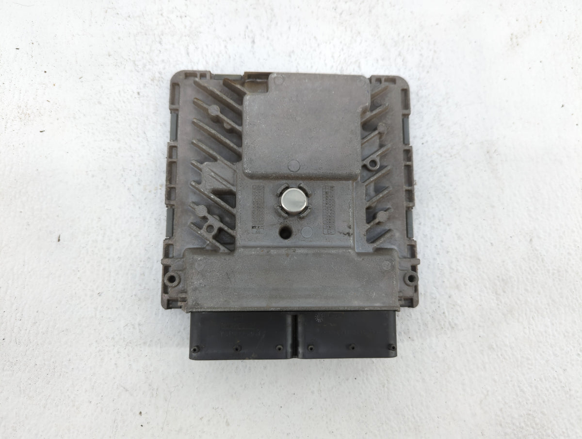 2014 Volkswagen Jetta PCM Engine Control Computer ECU ECM PCU OEM P/N:06K 906 070 C 06K 907 425, 06K 906 070 F OEM Used Auto